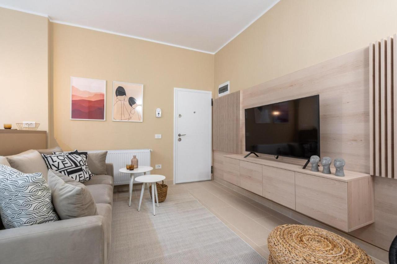 בוקרשט Fabulous Apartament With View In Calea Victoriei מראה חיצוני תמונה